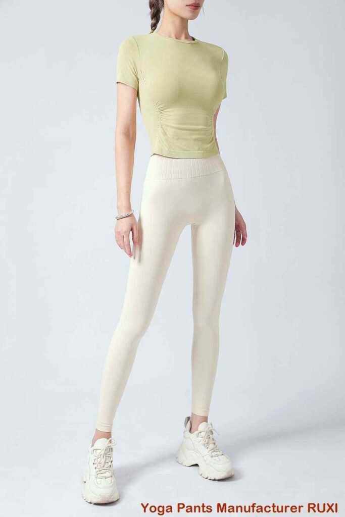 ឈុតហាត់ប្រាណយូហ្គា RUXI jz685