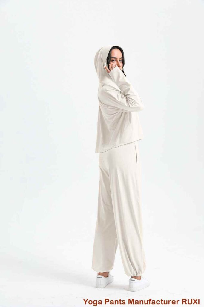 សម្លៀកបំពាក់យូហ្គានៅជិតខ្ញុំ RUXI