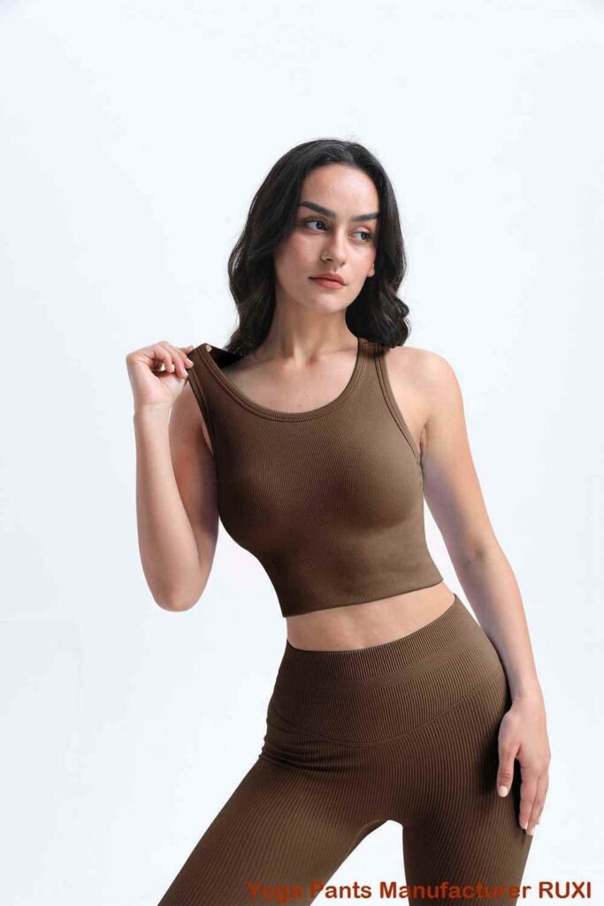 ខោខ្លីហាត់ប្រាណ RUXI jz2773